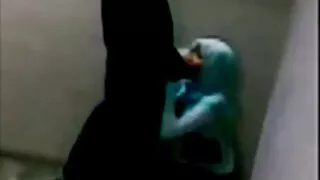 Guarda de segurança pego em flagrante bunda gorda videos de coroas amadoras brasileiras Peituda ladrão
