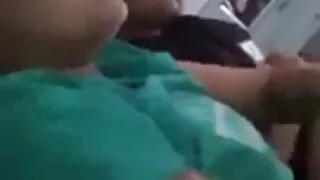 Quente gang bang no vestiário com três meninas lésbicas novinhas brasileiras amadoras